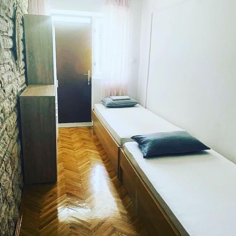 Apartment 51 Gornji Karin Room photo